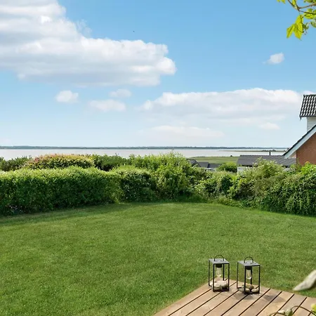 3 Bedroom Gorgeous In *